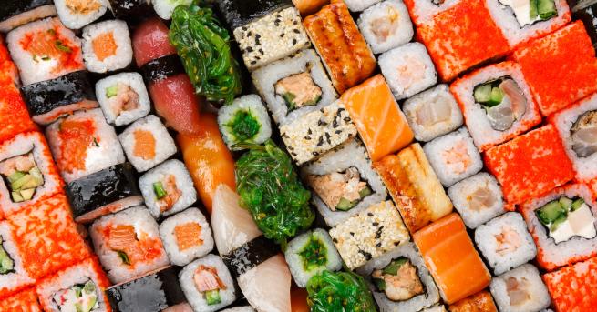 „Японска кухня“ – първата асоциация на повечето българи е суши.