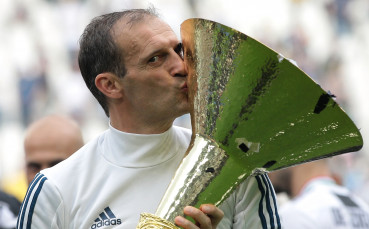 Стъпка по стъпка: Алегри и Роналдо си поговориха