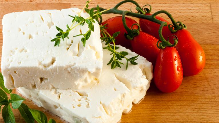 Как да разпознаем истинското сирене