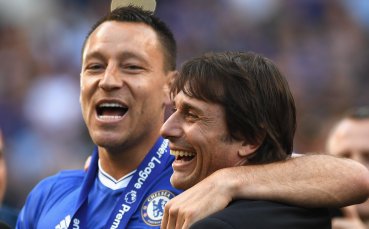 Джон Тери пропуска мача на Стенли, отива при Попето