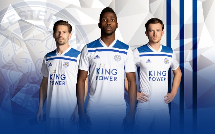 Феновете на Лестър бесни, продавали им фланелка за 15 паунда на тройна цена