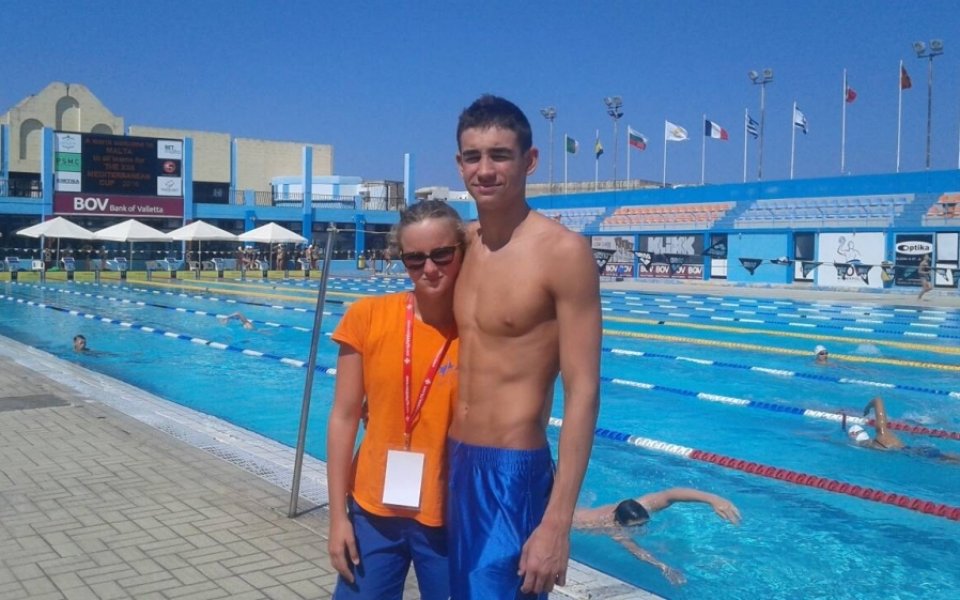 Български плувец шампион на САЩ с изумителен рекорд
