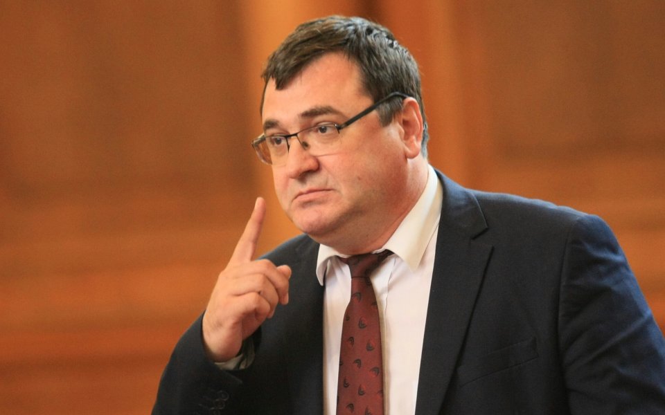 Славчо Атанасов за промените в Закона: Това са спешни мерки