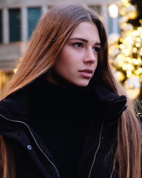Александра Солдатова1