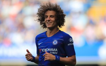 Давид Луис: Всички в Челси са зад Сари