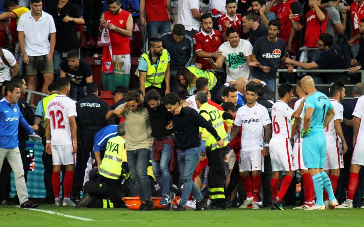 Двама ранени, след като трибуна се срути в Испания