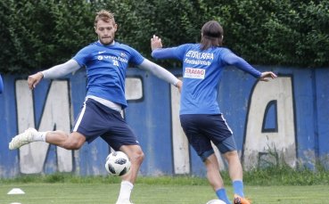 Левски очаква отговор от трима ключови играчи