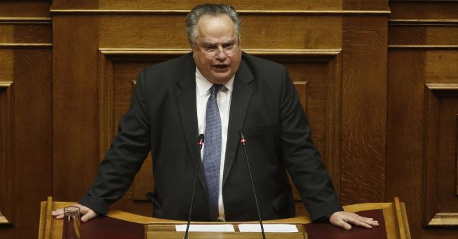 Външният министър на Гърция Никос Кодзиас подаде оставка, съобщи гръцкият