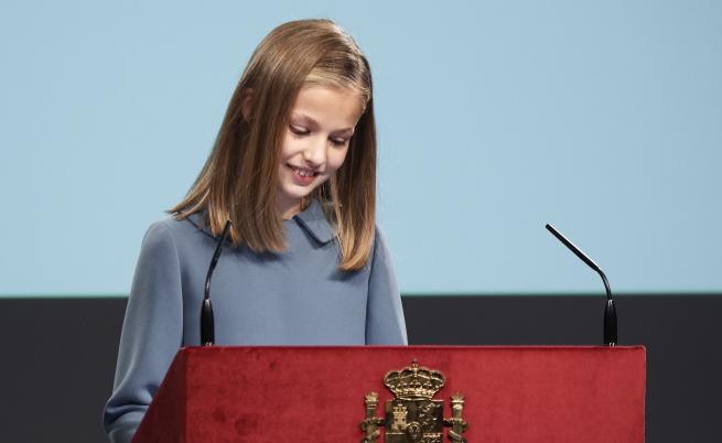 13-годишната принцеса на Испания с първа изява