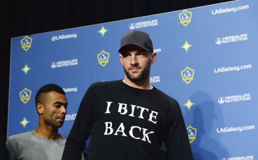 Бивш играч от Премиършип от 3 години преследва сестра на тенис легенда