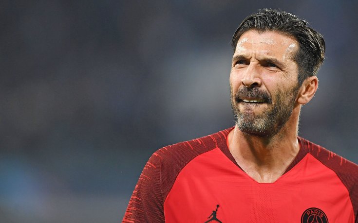 Буфон е навит да заиграе в Порто