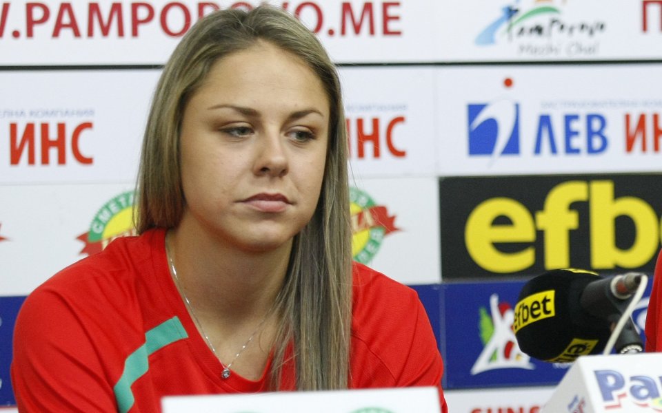 Българската волейболна националка Гергана Димитрова ще продължи своята кариера в