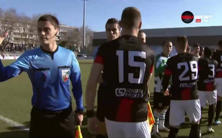 Липсата на синхрон в защитата на Локо Пд помогна на Черно море