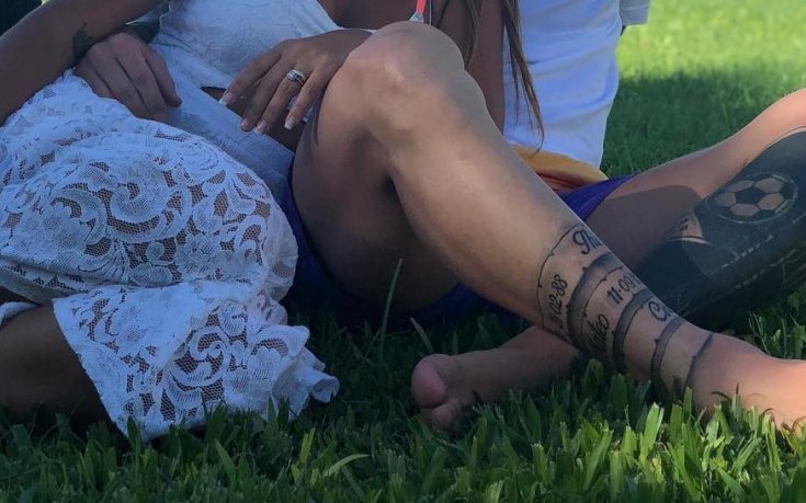 Меси с нова татуирока