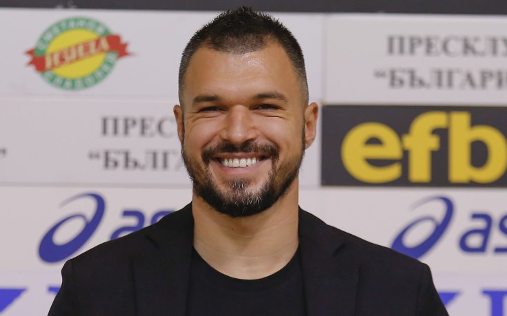 Валери Божинов пред завръщане в Левски?