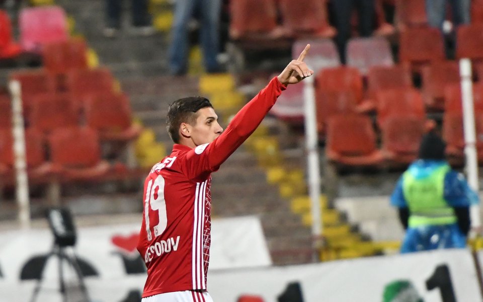 Бившият футболист на ЦСКА Кирил Десподов честити рождения ден на