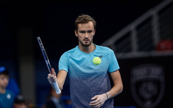 Хаасе опита, ала Медведев показа класа и продължи на Sofia Open