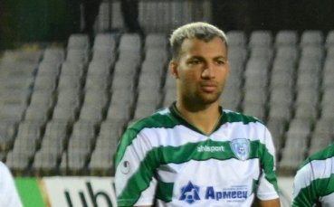 Трансферът на Илиас Хасани в Локомотив Пловдив пропадна Причината за това