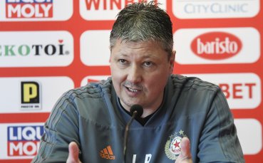 Любо Пенев не бил старши треньор на ЦСКА, БФС го одруса здраво за думите му