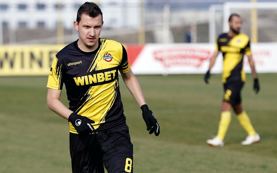 Голямата звезда на Ботев Пловдив Тодор Неделев може да осъществи