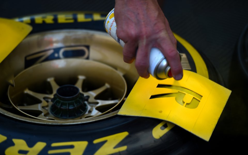 Пирели обяви гумите за първото състезание през 2019