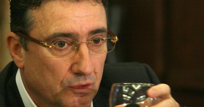 България Арабаджиев остава в ареста Той е обвинен като лидер