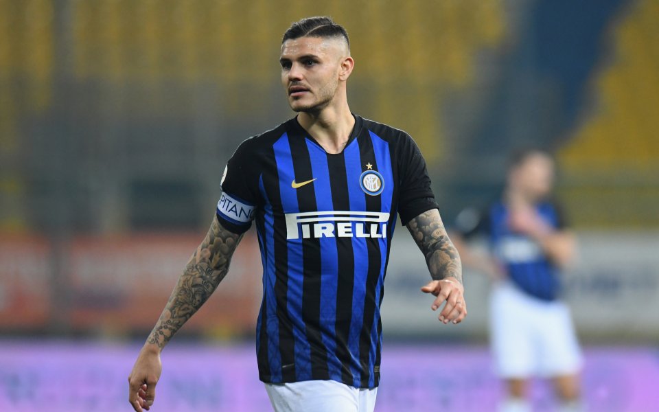 Нападателят на Интер Мауро Икарди може да продължи кариерата си
