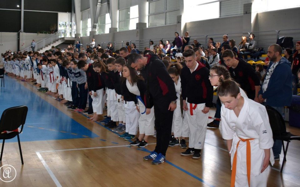 Над 400 каратеки участваха в националното по шотокан карате-до
