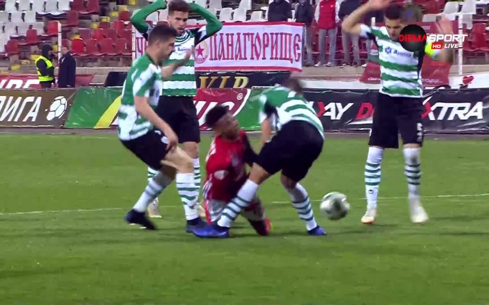 ЦСКА гостува на Черно море в първи мач под ръководството