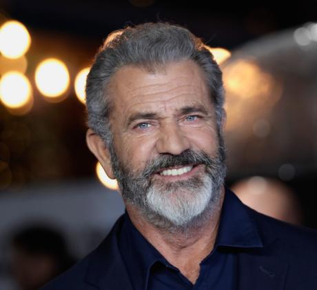 Легендарният актьор режисьор и продуцент Мел Гибсън е на поклонническо