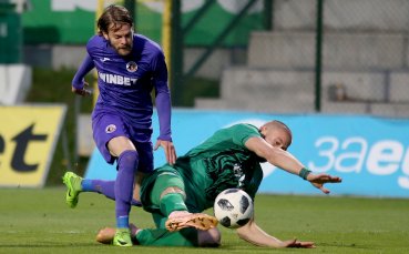Славия взима бивш играч на Етър