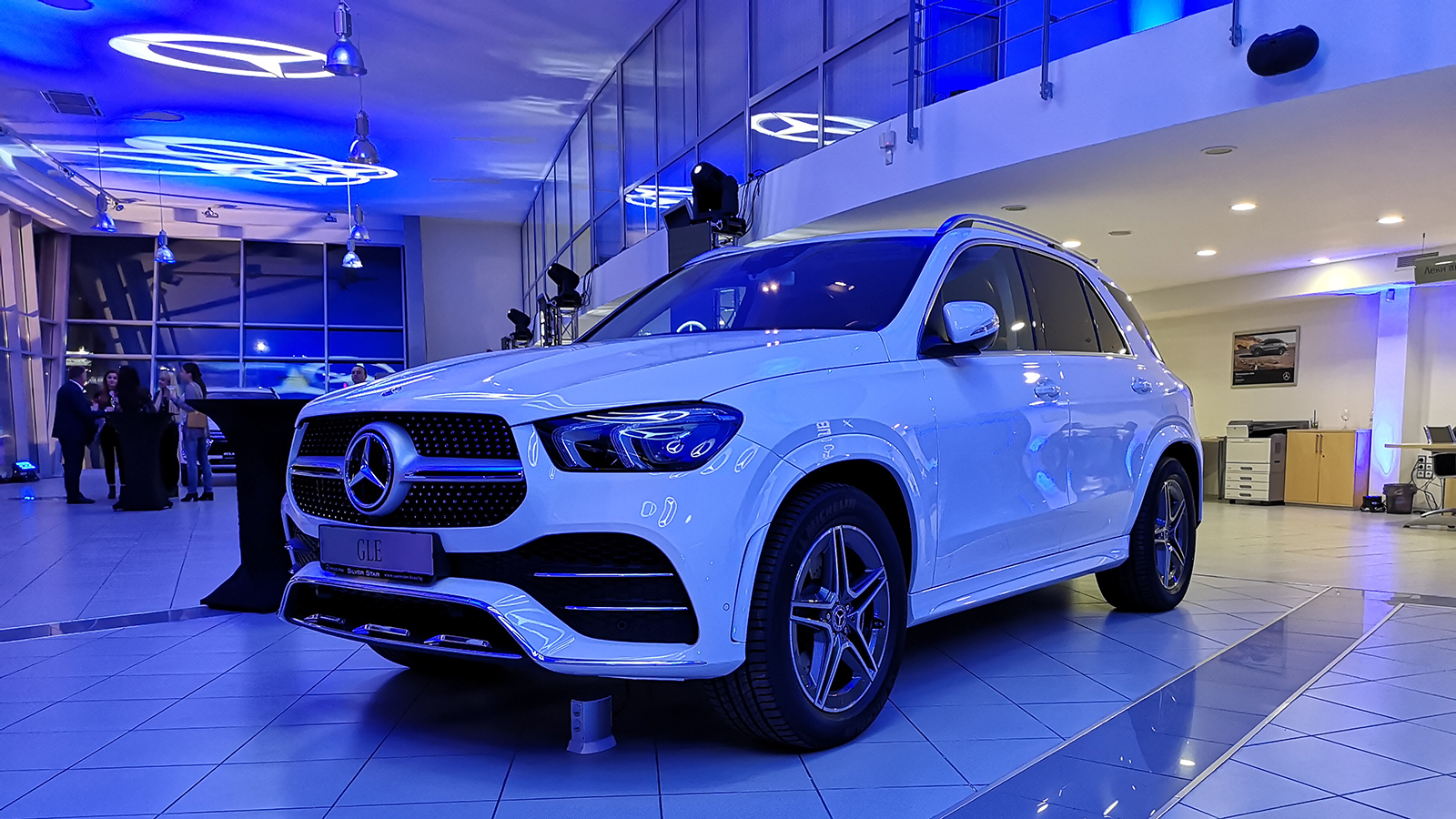 Mercedes GLE дебютира в новия шоурум на марката в Бургас