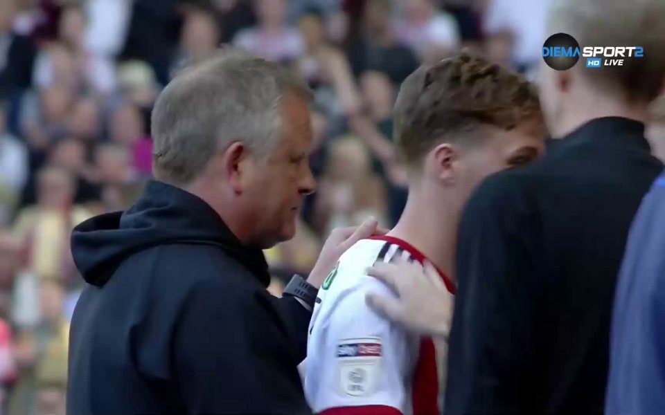 Шефийлд Юнайтед продължава да се бори „със зъби и нокти”