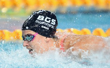 Двукратната олимпийска шампионка по плуване Британи Елмсли прекрати състезателната си