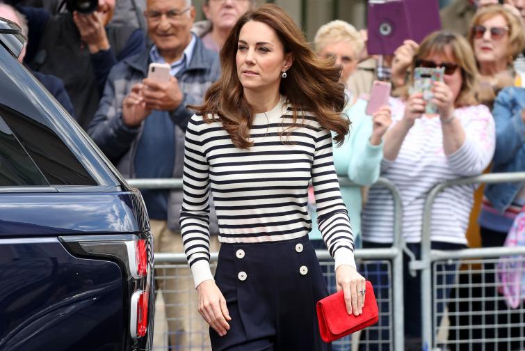  Уилям и Кейт откриха Купата на краля на историческия транспортен съд 