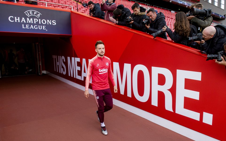 Ръководството на Манчестър Юнайтед е предприело изненадващ ход, като се