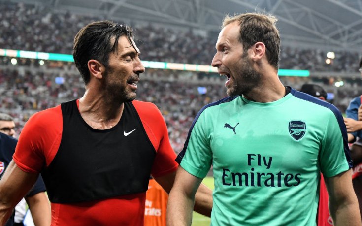 От ПСЖ са предложили на Буфон да остане