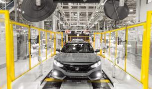 <p>Брекзит срути британската авто промишленост</p>