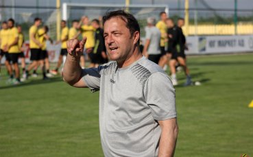 Старши треньорът на Ботев Пловдив Желко Петрович сподели че тимът