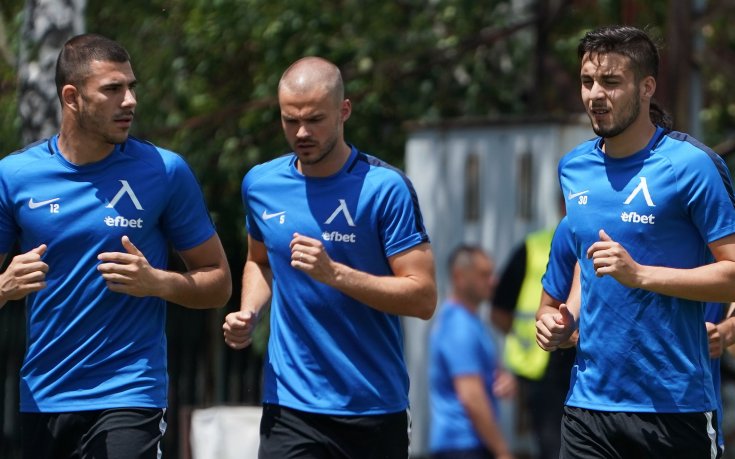 Холмар праща Райнов във фризера със завръщането си