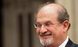  Салман Рушди 