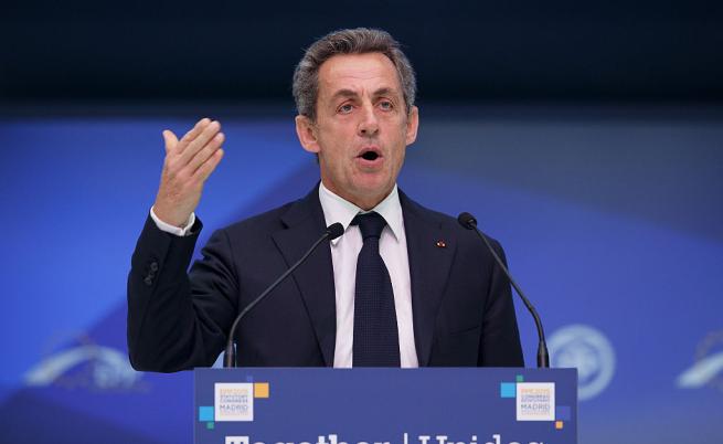 Повдигнаха обвинения срещу Саркози във връзка с либийската афера