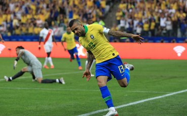 Отборът на Бразилия се реабилитира пред своите фенове които видяха