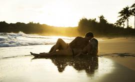  <p><strong>Сексоложка</strong> с забавен съвет, в случай че желаеме да горим калории</p> 