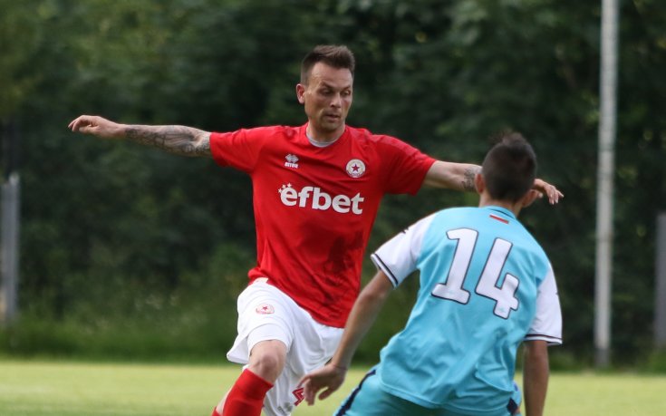 Ники Христов продължава с ЦСКА 1948