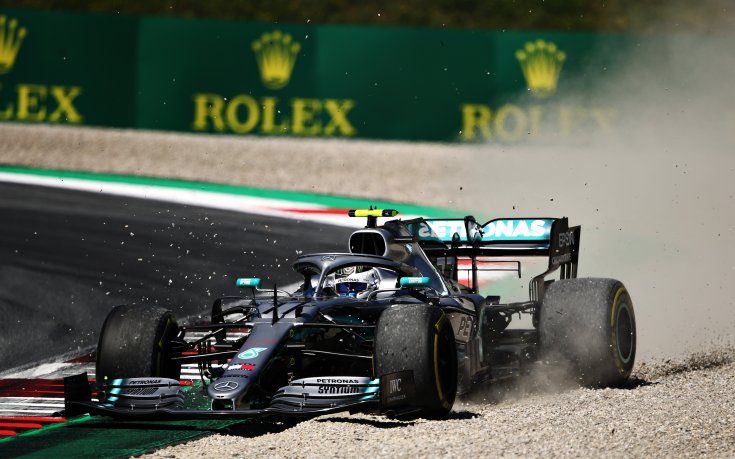 Катастрофи за Ботас и Ферстапен на втората тренировка в Австрия