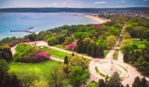 Морската градина във Варна