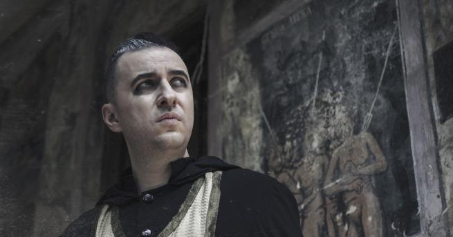 Любопитно Храмът на аудио визуалната Фрактура става на 21 години Точно