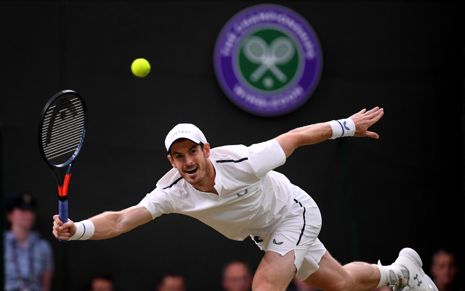 Анди Мъри изостри играта си по време на тренировките, но