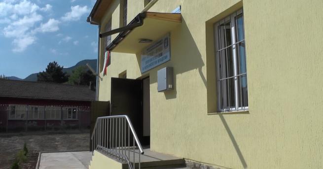 България Трима непълнолетни избягаха от затвора във Враца След инцидент